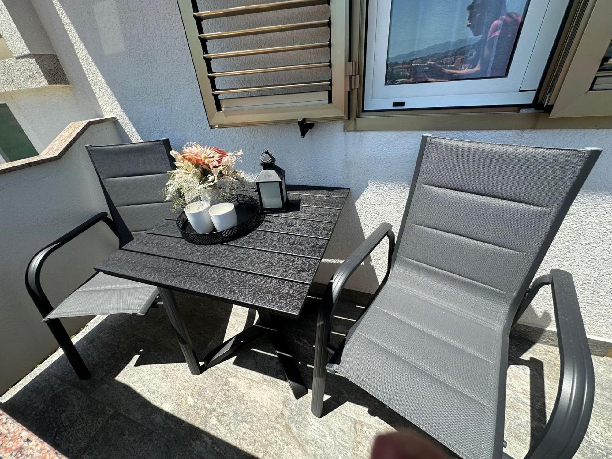 Apartments Vinse Near Rab Center Rab Town Exterior photo